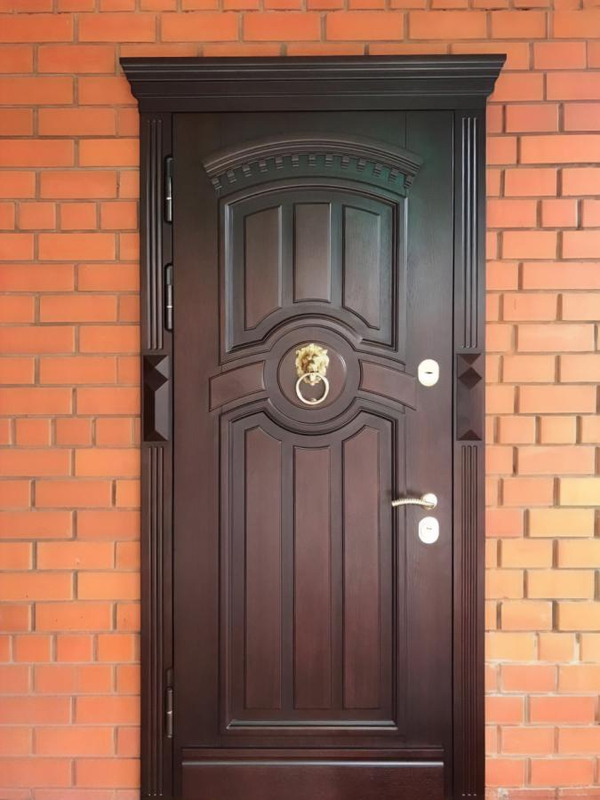 Со стукалкой лев Со стукалкой лев